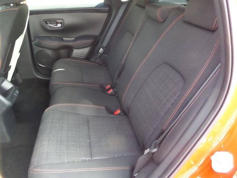 Used 2025 Honda HR-V Sport image 8