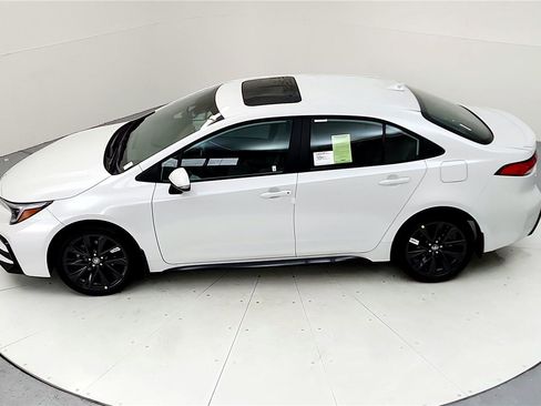 Certified 2023 Toyota Corolla SE image 16