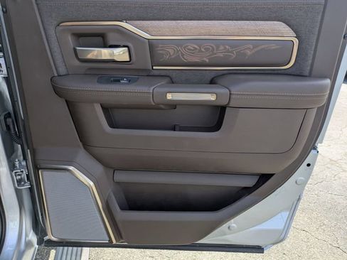 New 2026 RAM 2500 Limited AWD/4WD image 36