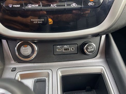 Used 2024 Nissan Murano SL image 30