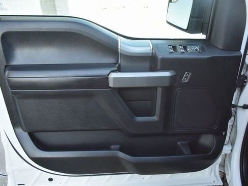 Used 2017 Ford F150 XLT w/ Equipment Group 302A Luxury image 14