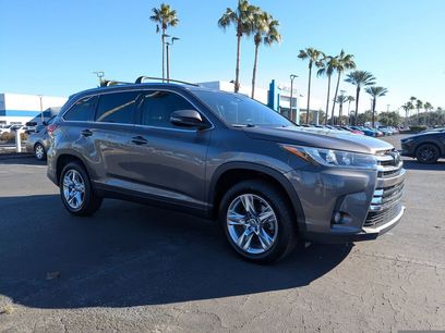 Used 2017 Toyota Highlander Limited