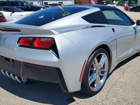Used 2015 Chevrolet Corvette Stingray Coupe w/ Battery Protection Package RWD image 9