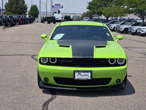 Used 2015 Dodge Challenger R/T Scat Pack w/ Leather Interior Group RWD image 6