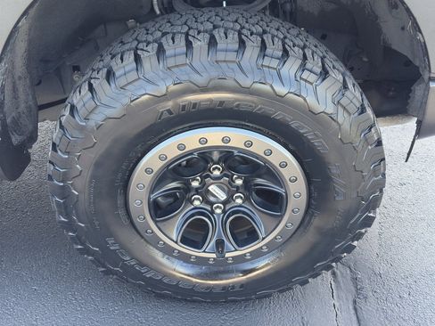 Used 2022 Ford F150 Raptor w/ Equipment Group 801A High AWD/4WD image 9