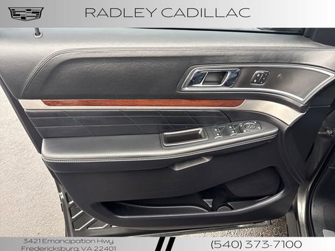 Used 2018 Ford Explorer Platinum image 5