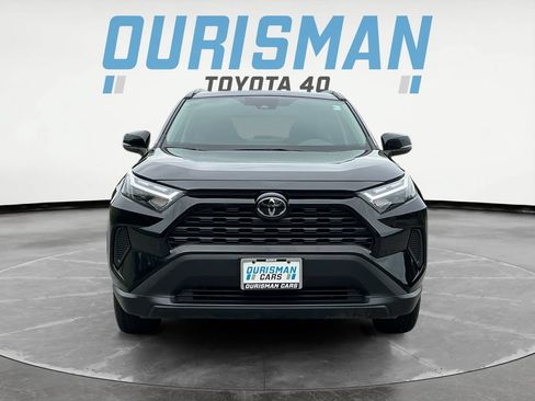Used 2022 Toyota RAV4 XLE w/ Convenience Package AWD/4WD image 2