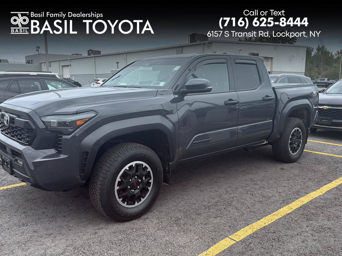 Used 2024 Toyota Tacoma TRD Off-Road w/ TRD Off Road Upgrade Package AWD/4WD image 1