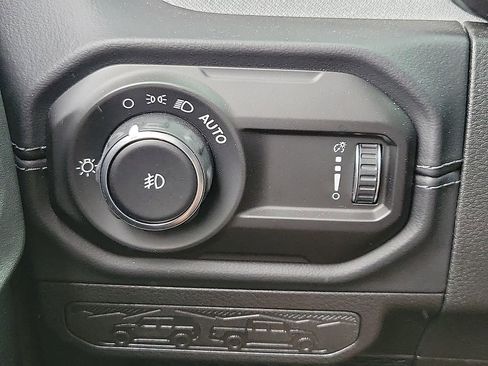 Used 2026 Jeep Wrangler Sahara image 14