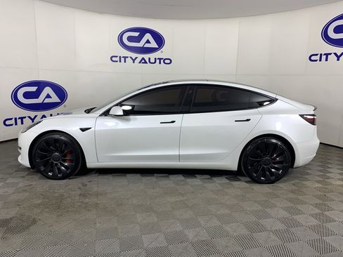 Used 2022 Tesla Model 3 Performance image 5