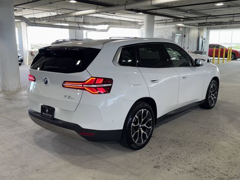 Certified 2025 BMW X3 xDrive30i w/ Premium Package image 8
