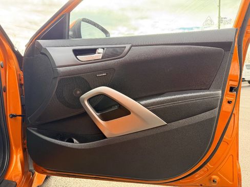 Used 2013 Hyundai Veloster Turbo image 27