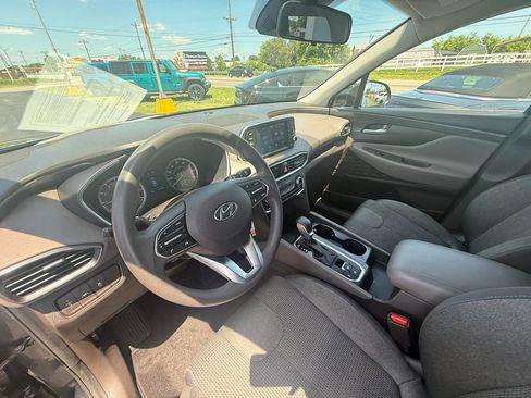 Used 2020 Hyundai Santa Fe SE FWD image 14