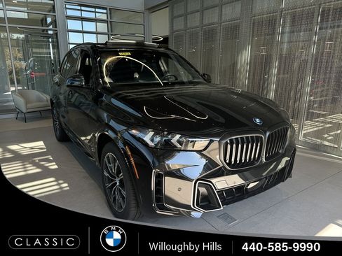 New 2026 BMW X5 xDrive50e w/ M Sport Package image 1