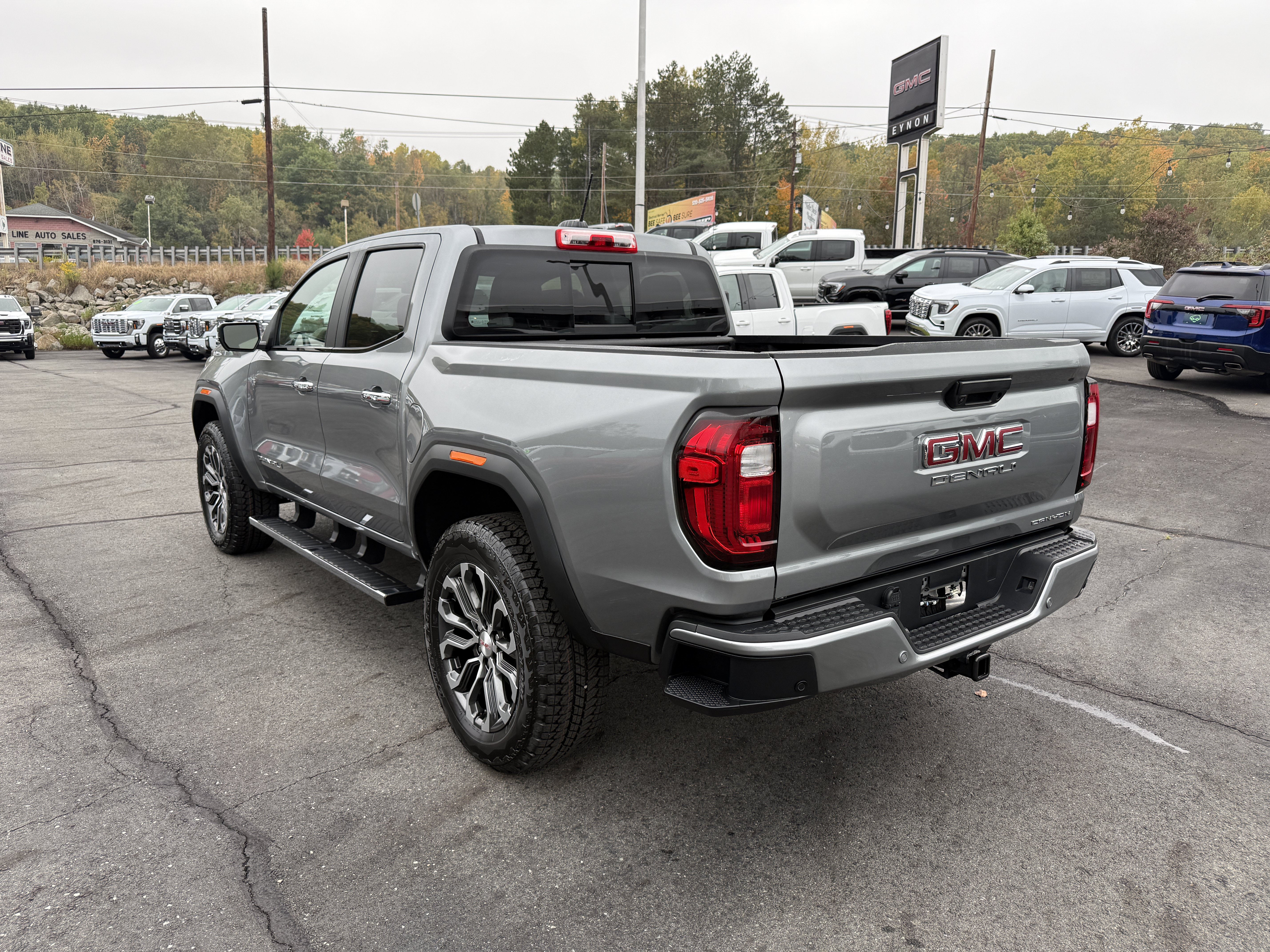 New 2026 GMC Canyon Denali AWD/4WD image 3