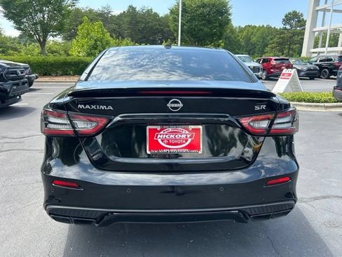 Used 2023 Nissan Maxima SR w/ Sport Mat Group FWD image 8