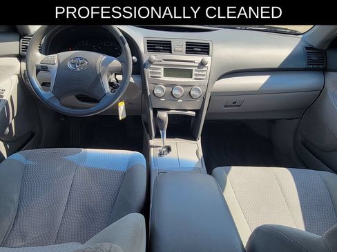 Used 2011 Toyota Camry LE w/ LE Extra-Value Pkg FWD image 7
