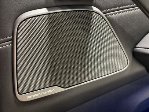 Used 2018 BMW 540i xDrive image 12