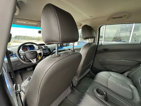 Used 2014 Chevrolet Spark LT image 16