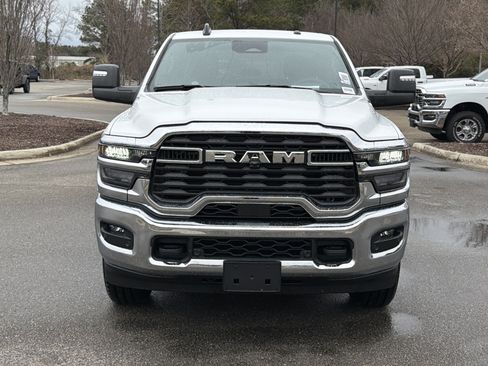 Used 2025 RAM 3500 Big Horn AWD/4WD image 3