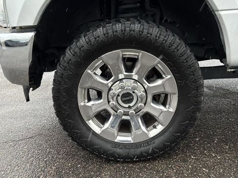 Used 2017 Ford F350 XLT w/ Camper Package image 27