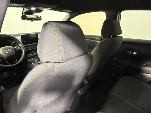 Used 2026 Honda HR-V Sport image 36
