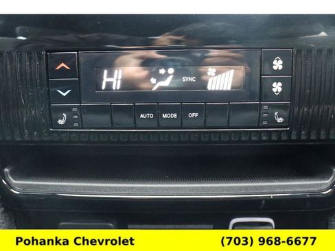 Used 2024 Jeep Wagoneer 4WD w/ Premium Group I image 30