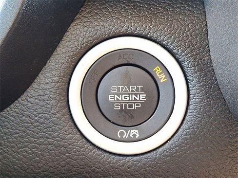 Used 2021 RAM 1500 Big Horn image 22