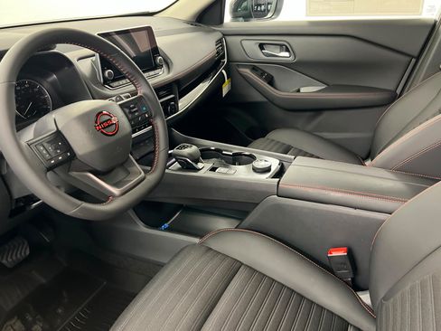 New 2026 Nissan Rogue SV w/ Rock Creek Premium Package AWD/4WD image 15