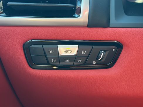 New 2026 BMW 840i i Convertible image 30