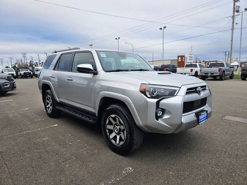 Used 2021 Toyota 4Runner TRD Off-Road image 4