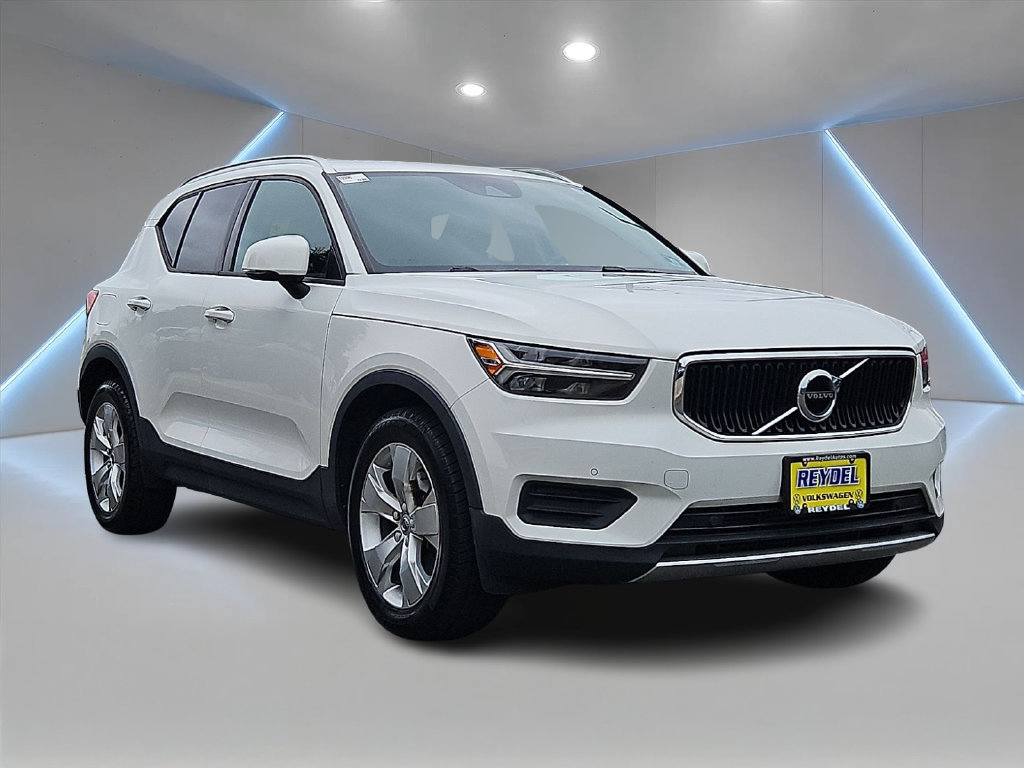 Used 2020 Volvo XC40 T5 Momentum AWD/4WD image 3