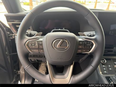 Used 2026 Lexus GX 550 AWD/4WD image 20