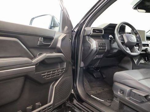 Certified 2025 Toyota Tacoma SR5 image 8