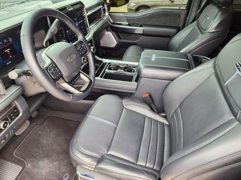 Used 2025 Ford F250 Platinum w/ FX4 Off-Road Package AWD/4WD image 12