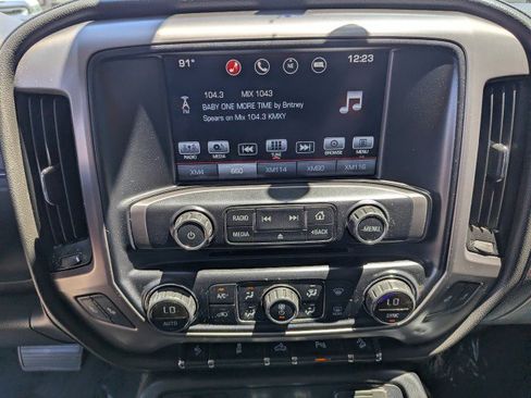 Used 2016 GMC Sierra 2500 SLT w/ All-Terrain HD Package AWD/4WD image 19