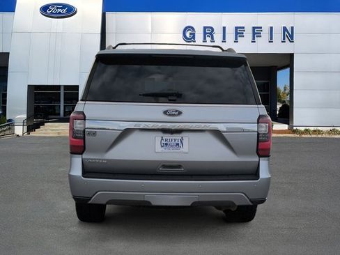 Used 2021 Ford Expedition Limited image 8