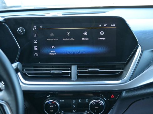 Used 2024 Chevrolet Trax ACTIV image 18