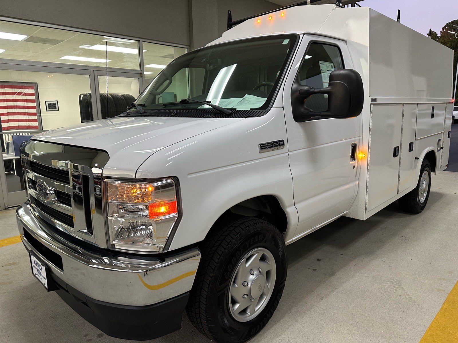 Certified 2024 Ford E-350 and Econoline 350 Super Duty w/ Power Windows & Locks Group RWD image 3