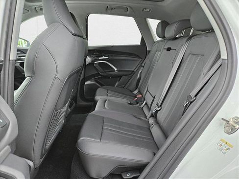 New 2025 Audi Q5 Premium Plus w/ Premium Plus image 14