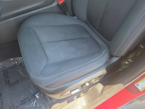Used 2024 Jeep Grand Cherokee Laredo RWD image 26