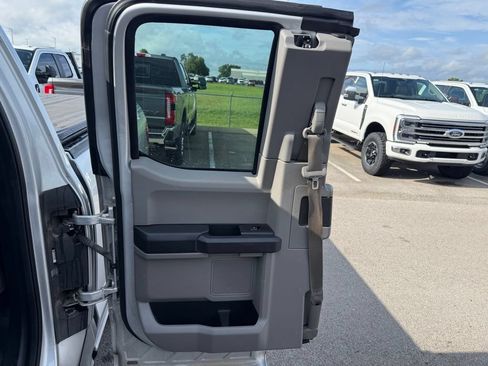Used 2018 Ford F150 XL w/ Equipment Group 101A Mid RWD image 8