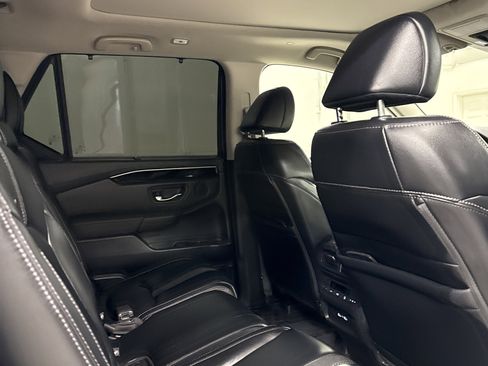 Used 2023 Honda Pilot Touring image 20