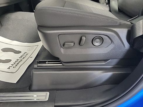 New 2025 Chevrolet Silverado 1500 LT image 18