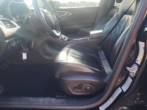 Used 2015 Chrysler 200 C AWD/4WD image 7