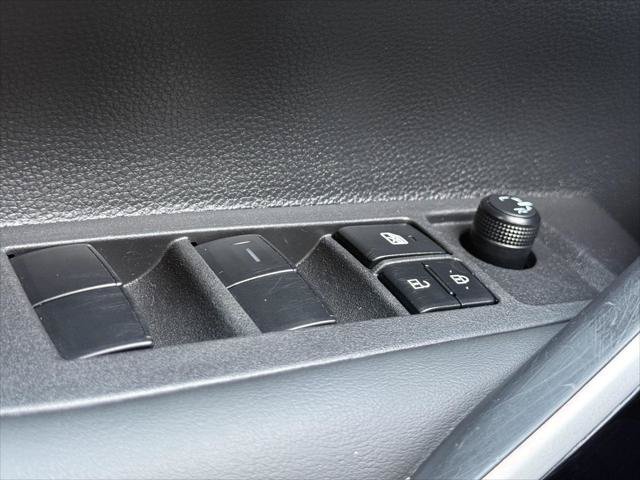 Certified 2025 Toyota Corolla XSE FWD image 28