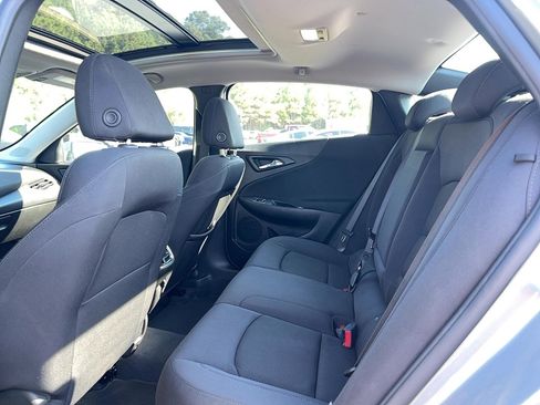 Used 2023 Chevrolet Malibu LT image 31