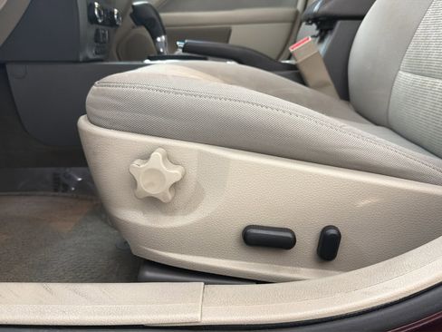 Used 2012 Ford Fusion SE FWD image 19