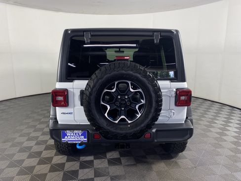 Used 2023 Jeep Wrangler Unlimited Rubicon 4xe w/ Cold Weather Group AWD/4WD image 8