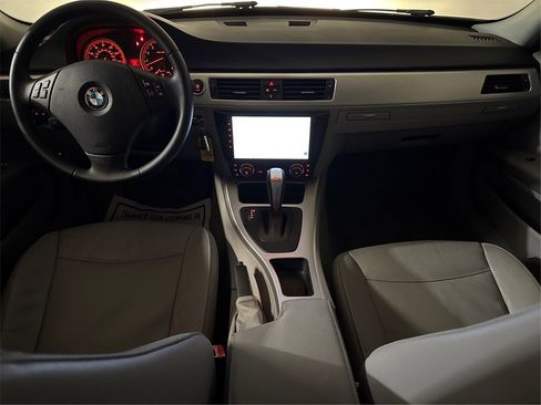 Used 2011 BMW 335i Sedan image 34